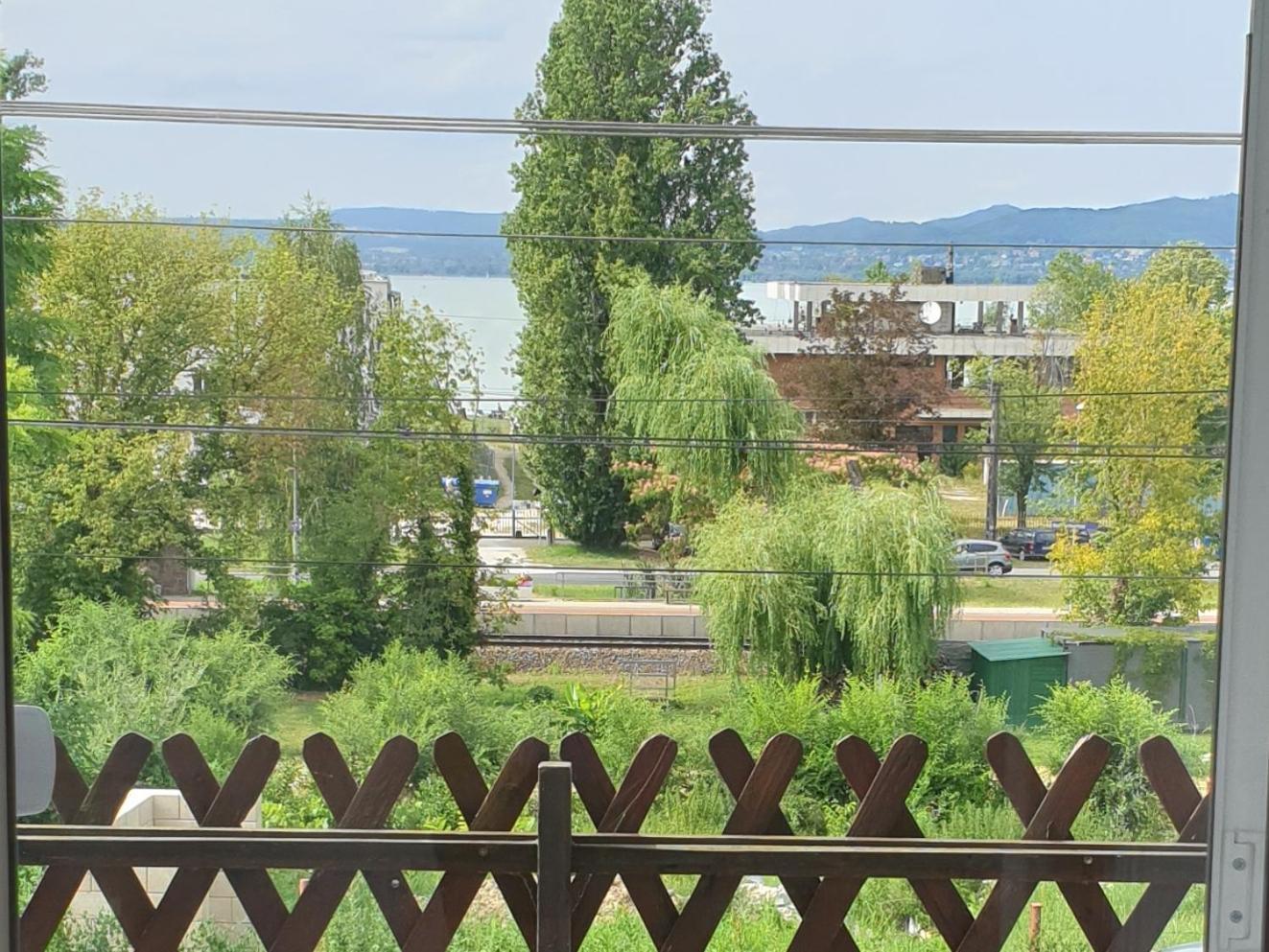Sophie Apartment With Balcony Balatonberény エクステリア 写真